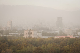 گرد و غبار آسمان تهران 